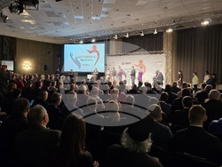 "Достойните българи на годината" - кампания - награждаване