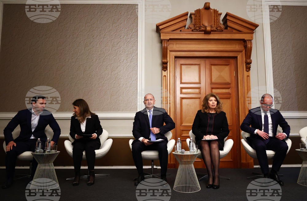 „България и петата индустриална революция. Възможности за привличане на стратегически инвеститори за изграждане на фабрики за изкуствен интелект и центрове за данни“ - кръгла маса