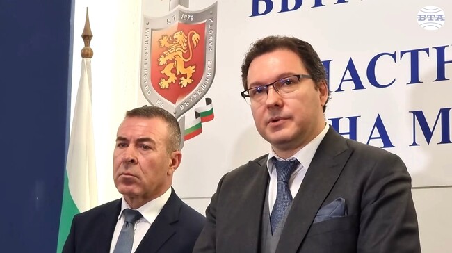 Политическото безвремие е причина за липсата на реакции на сигналите за опасни пътни участъци, смята министър Митов