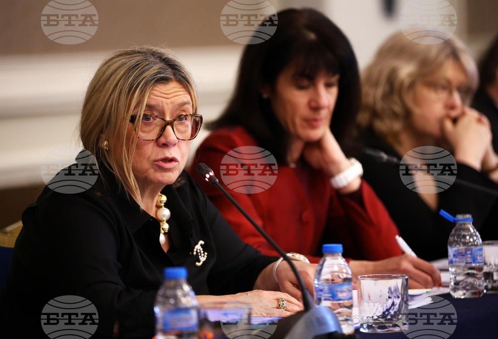 „Децата и родителите при раздяла“ - кръгла маса