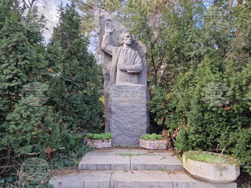 С три спектакъла на български автори ще бъде отбелязана Седмицата на театъра във Велико Търново, посветена на актьора Константин Кисимов