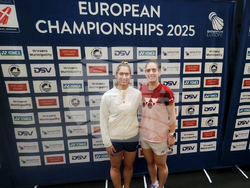 бадминто, Стефани Стоева (вдясно) и Габриела Стоева снимка: Ива Кръстева/БТА