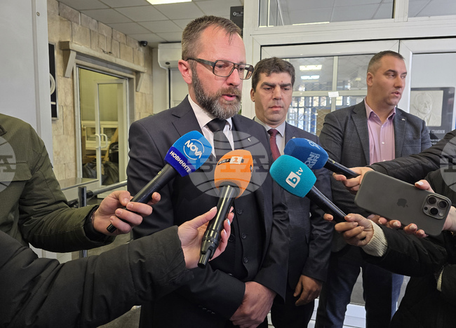 Проблемите на пътищата са от много години, ако моята оставка ще ги реши, съм готов да си я подам, каза председателят на АПИ Йордан Вълчев