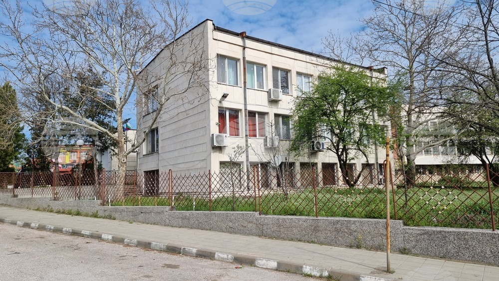 Младеж е пострадал при масов побой в Симеоновград, съобщи полицията