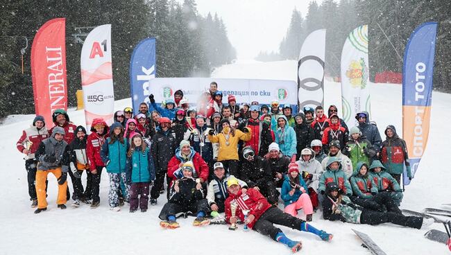 Община Банско: Състезатели от „Юлен“ с пълен триумф в паралелните дисциплини на държавното по сноуборд в Банско