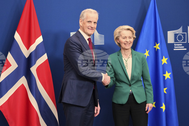 ЕС предпочита споразумение със САЩ за митата, но е готов да предприеме мерки при необходимост, каза Фон дер Лайен