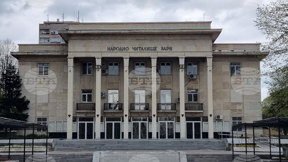 Ансамбъл „Филип Кутев“ представя спектакъла „Кръговрат“ в Хасково в рамките на юбилейно турне