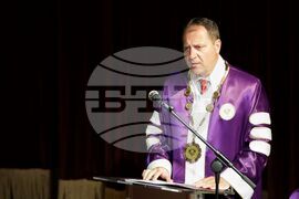 Медицински университет - годишни награди