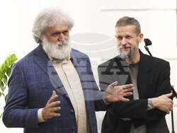 Адам Балог и Тамаш Чато представят в София изложбата Pars pro toto. Снимка: Организаторите на събитието