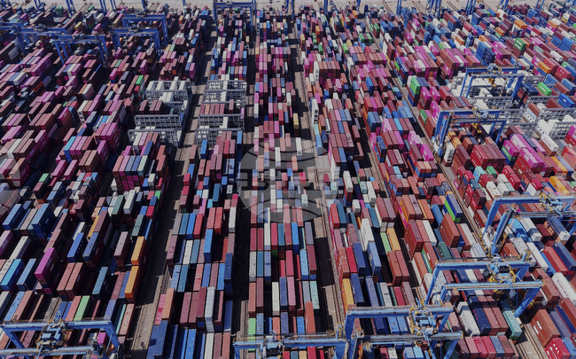 Американски издания коментират ескалацията на търговската война между САЩ и Китай 