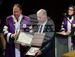 Медицински университет - годишни награди