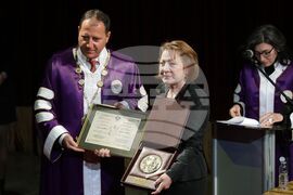 Медицински университет - годишни награди