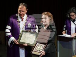 Медицински университет - годишни награди