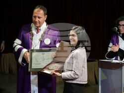 Медицински университет - годишни награди