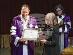 Медицински университет - годишни награди