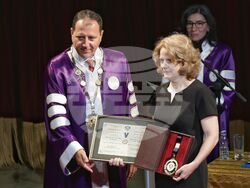 Медицински университет - годишни награди