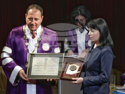 Медицински университет - годишни награди