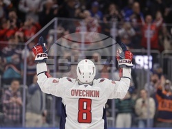 APTOPIX Capitals Islanders Hockey