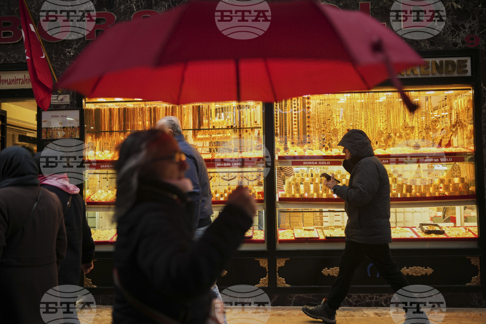 Властите в Истанбул задържаха 21 заподозрени в извършване на измами със злато и скъпоценни камъни за над 2 милиарда евро