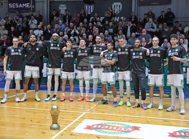 Черно море Тича привлече американски център