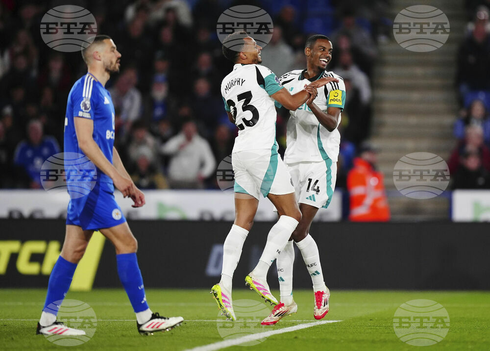 Нюкасъл се приближи до топ 4 след победа над предпоследния Лестър във Висшата лига 