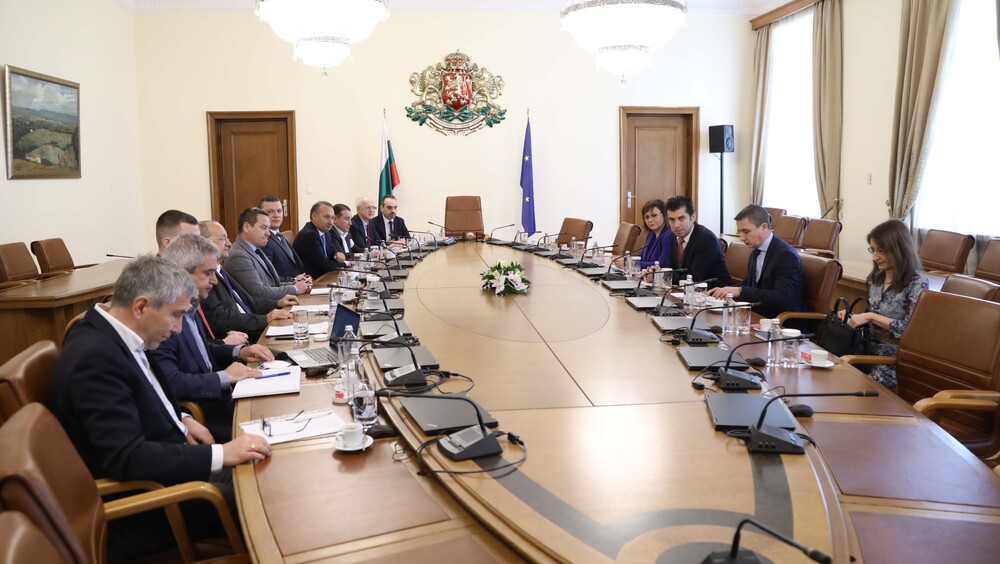 Кирил Петков - работодатели - среща