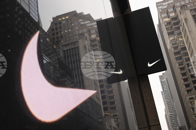 Митата на САЩ увеличават разходите на "Найки" с 1,5 млрд. долара