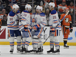 Oilers Ducks Hockey