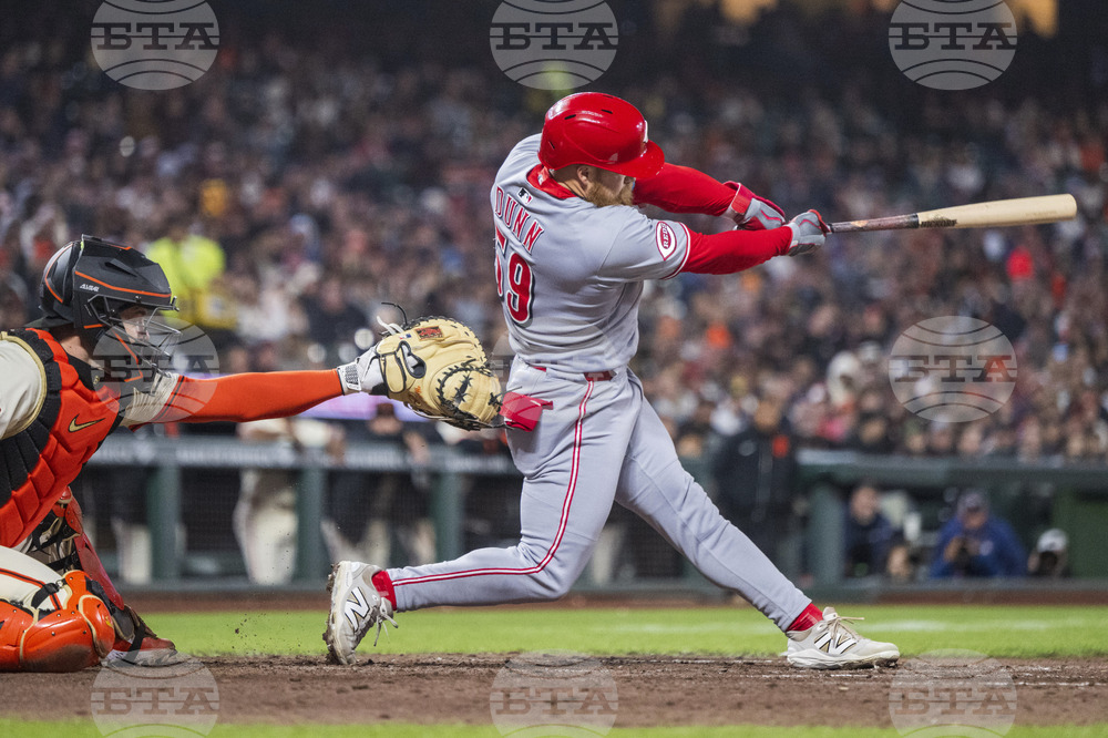 Reds Giants Baseball