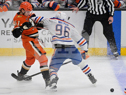 Oilers Ducks Hockey