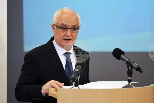 Докладите за състоянието на отбраната за 2024 година и за изпълнение на програмата за инвестиции са внесени в НС, каза министър Запрянов