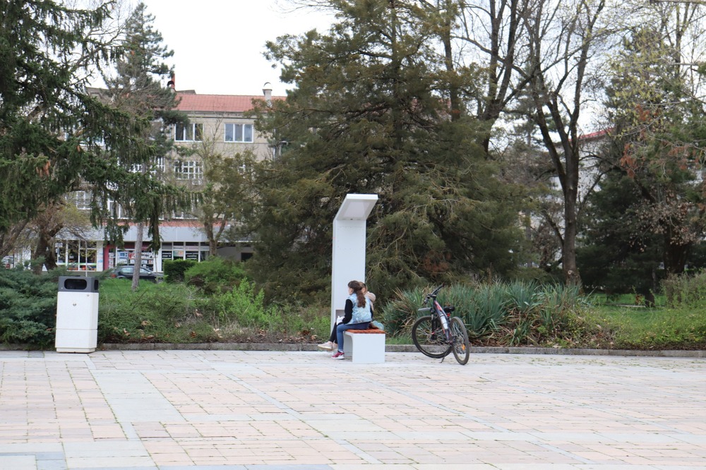 Соларни пейки са монтирани в Попово