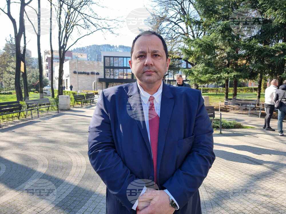 Предстои обследване на насажденията заради студовете, каза в Кюстендил зам.-министърът на земеделието и храните Иван Капитанов