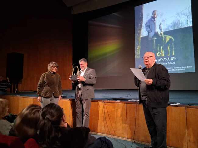 Константин Павлов беше универсален талант - поет, белетрист, сценарист, драматург, преводач, каза за БТА Румен Леонидов 
