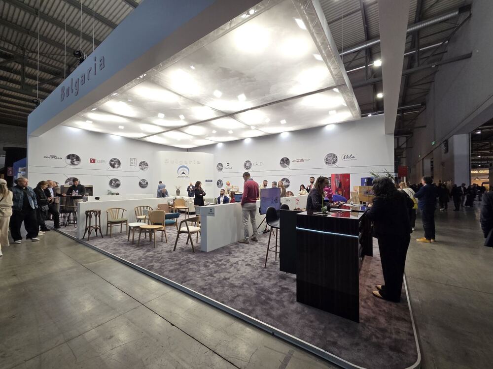 България за първи път се представя с национален щанд на изложение за мебели и дизайн в Милано, съобщи браншова организация