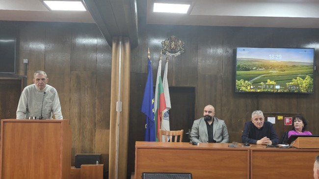 ОбС Русе: Дискусия между институции и граждани за чист въздух се проведе в Русе