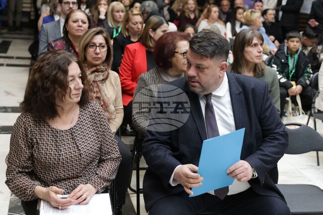 Изложба „Ромската литература и култура – част от богатството на българската култура“