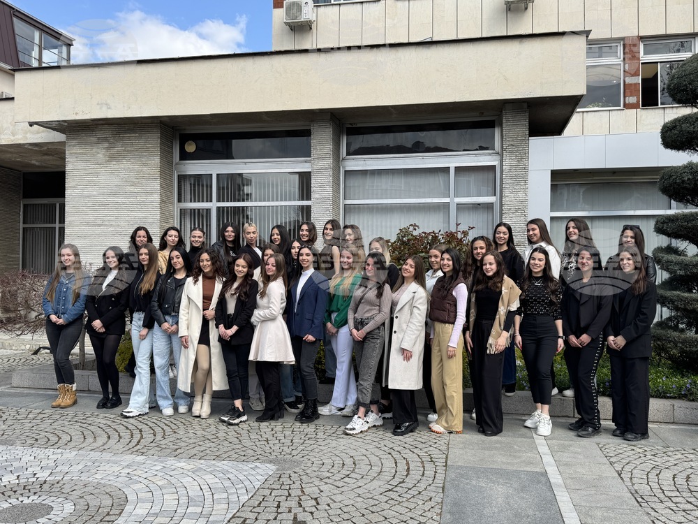 Общо 34 момичета ще участват в конкурса "Царица Роза" в Казанлък