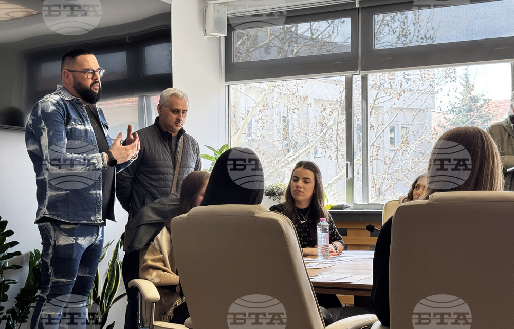 Казанлък - „Царица Роза" - кандидатки