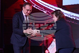 Университет за национално и световно стопанство - награди - връчване