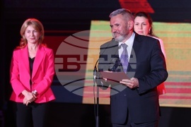 Университет за национално и световно стопанство - награди - връчване