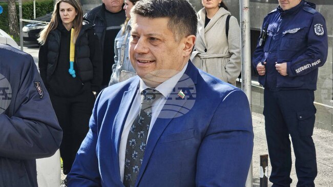 Президентът на БФ Бадминтон Володя Златев пред БТА: "Тази титла ни слага на картата на световния бадминтон, Петя Неделчева е двигател и идеолог на този успех"