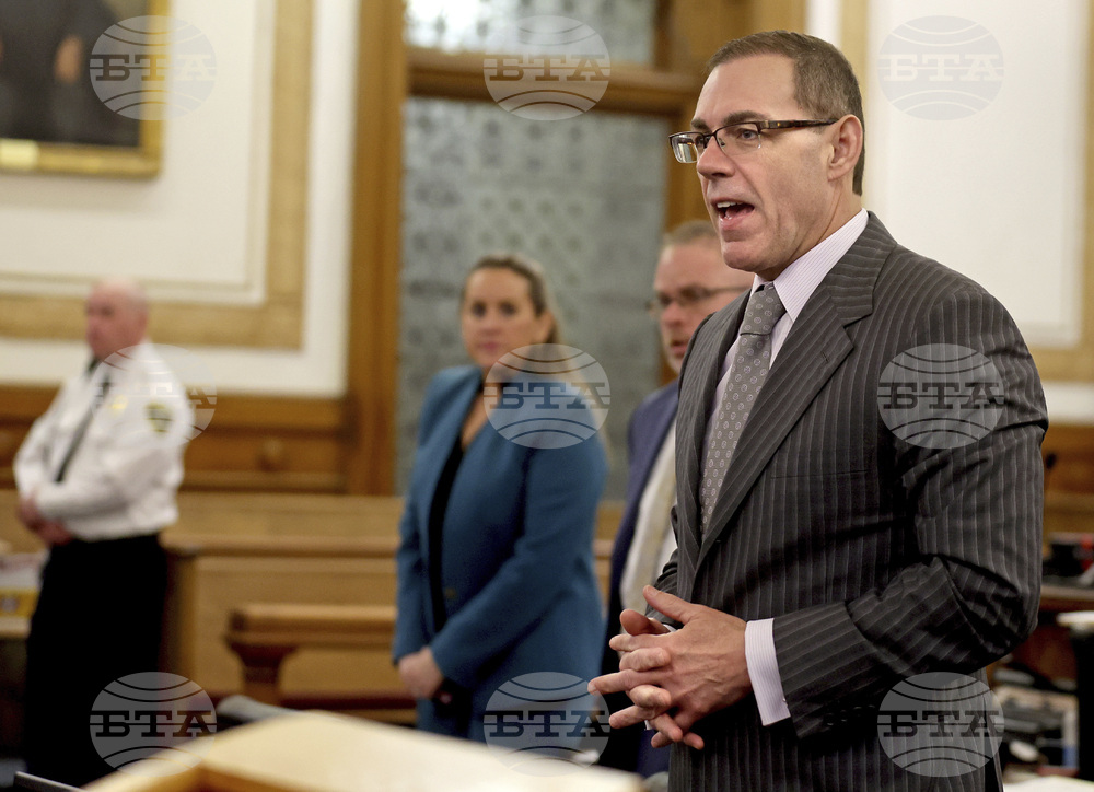 Officer Killed Girlfriend Trial