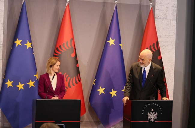 КосоваПрес: Кая Калас за отношенията между Косово и Сърбия: Не може да има напредък без пълно нормализиране