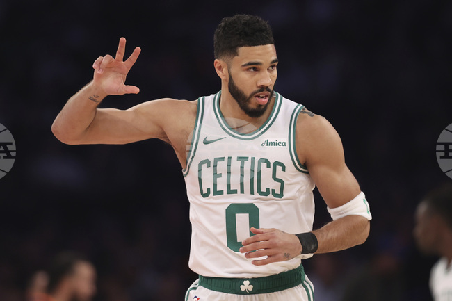 Джейсън Тейтъм е под въпрос за третия мач от плейофите в НБА между Бостън и Орландо