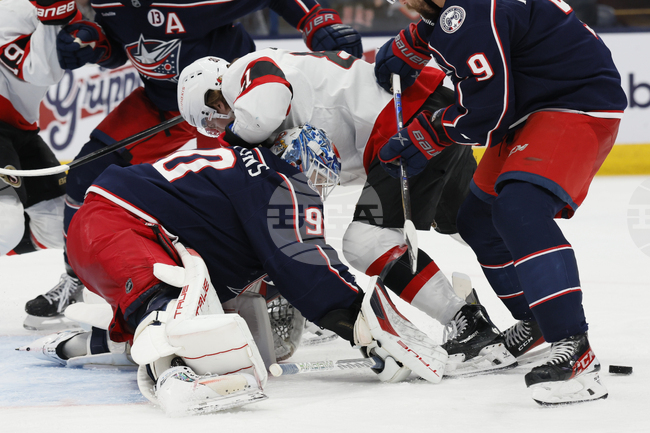 Отава загуби от Кълъмбъс, но се класира за плейофите в Националната хокейна лига