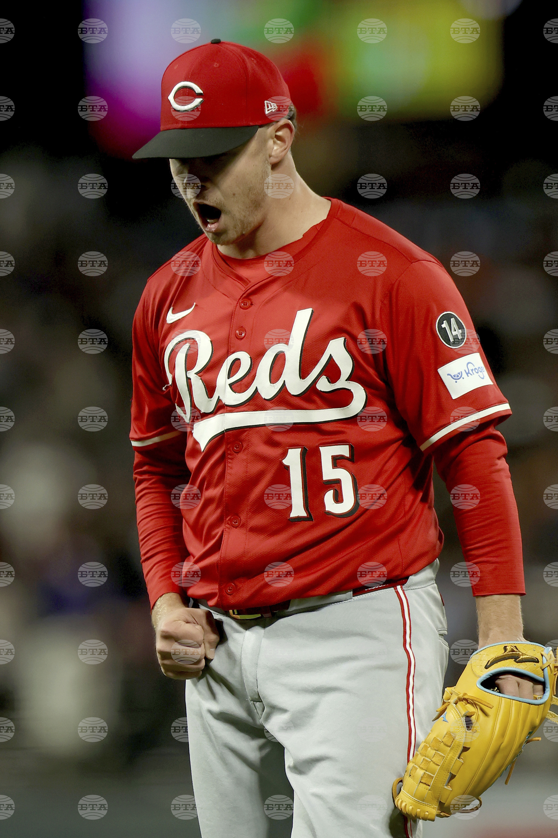Reds Giants Baseball