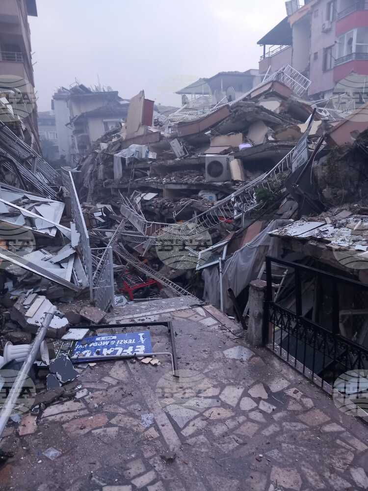 Earthquake Victim Relatives Tell BTA about Devastation in Gaziantep