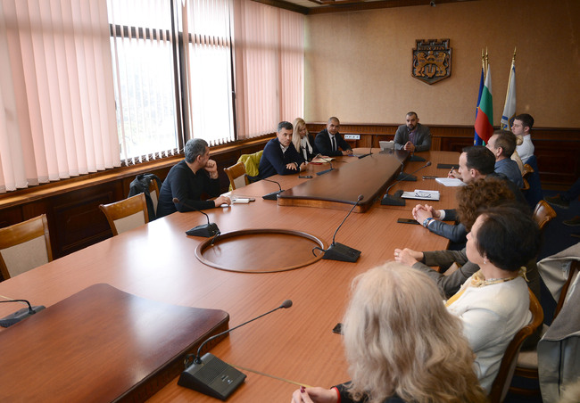 Община Варна и ръководствата на варненските училища обединяват сили за популяризиране на спортните форуми в града