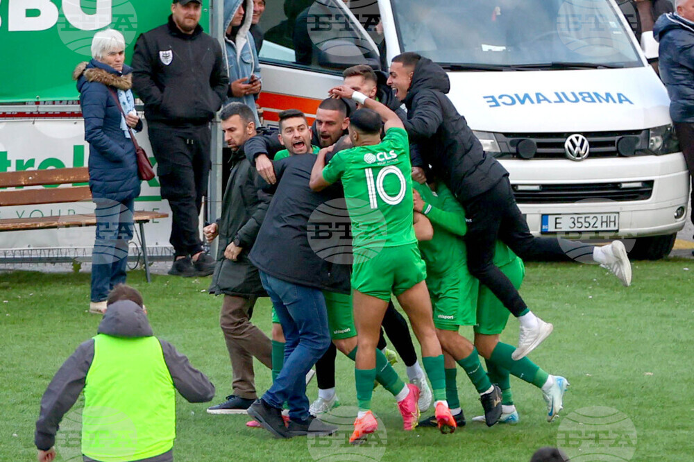 Пирин (Благоевград) победи втория отбор на ЦСКА (София) и се изравни с Дунав и Вихрен във Втора футболна лига